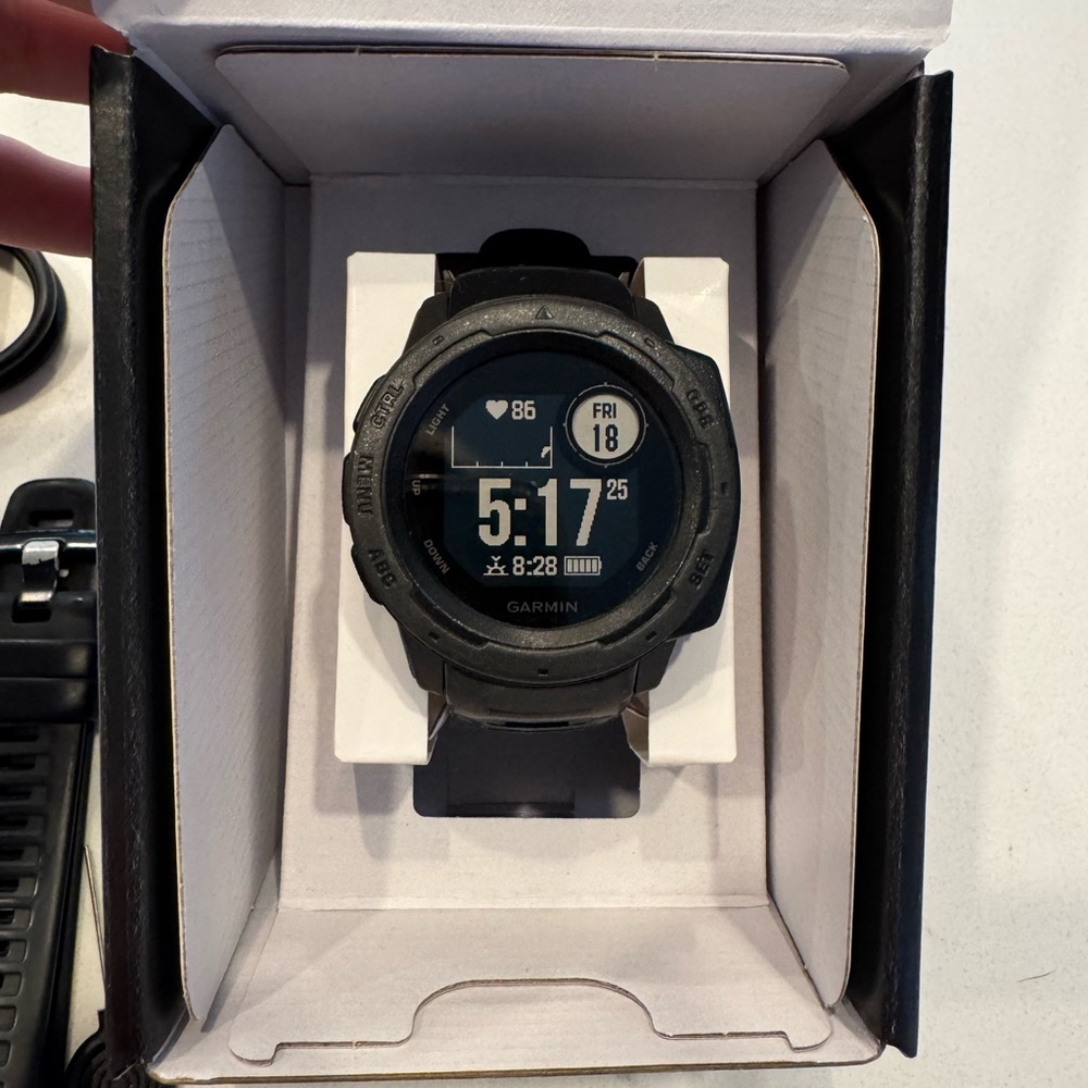 Garmin Instinct Smartwatch (40mm)